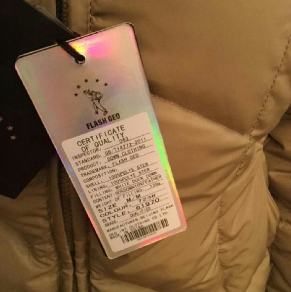 Down jacket - Picture 4 of 4