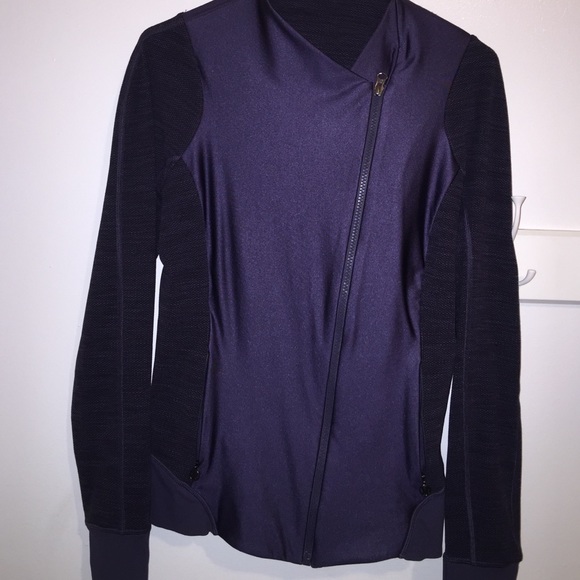 Lululemon jacket - Picture 2 of 4