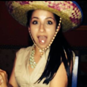 Meet your Posher, Clarissa