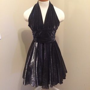 🎉HP🎉 Metallic Black/Silver Vintage Halter Dress