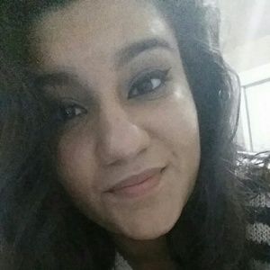 Meet your Posher, Estefania