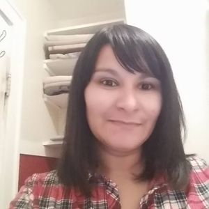 Meet your Posher, Roxanne