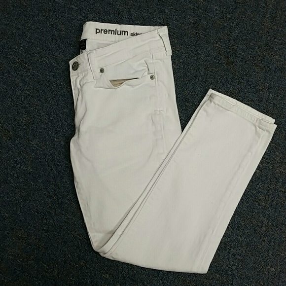 GAP White Skinny Jeans