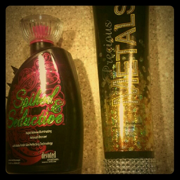 Spiked and seductive tanning lotion