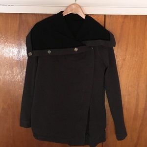 Lululemon Savasana wrap size 6