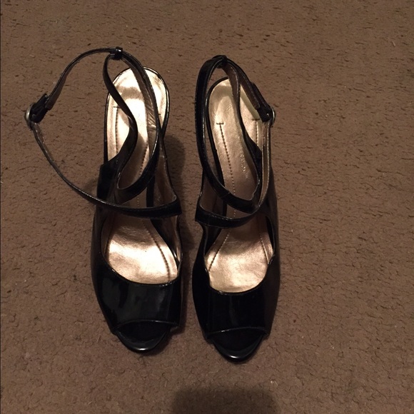 Black BCBG high heels