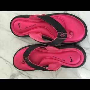 NIKE Thong Sandals