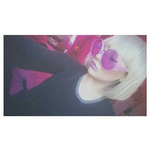 Meet your Posher, Karissa