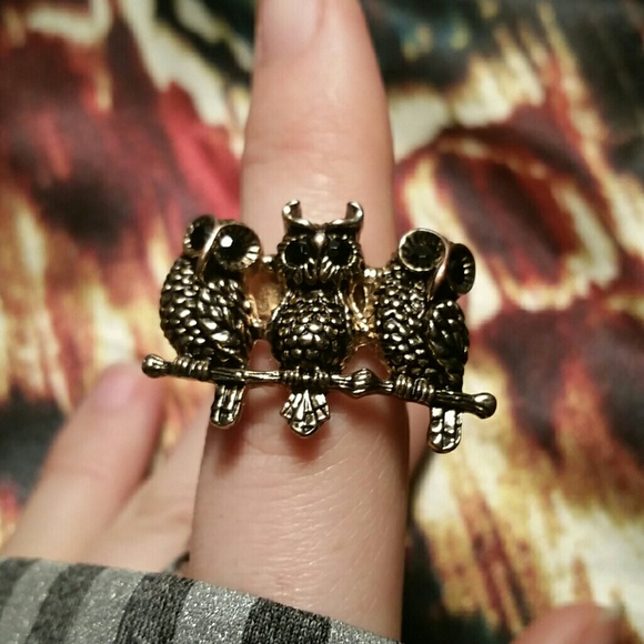 Owl ring - Picture 2 of 3