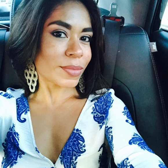 Meet your Posher, Nina - Picture 2 of 4