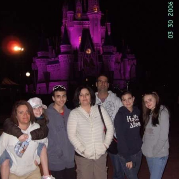 Meet your Posher, Kathy - Picture 4 of 4