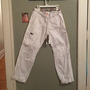 Koi White Scrub Pants Small Petite *Like New*