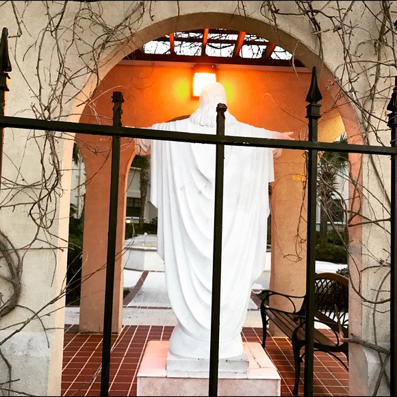 Meet your Posher, Christa - Picture 8 of 8