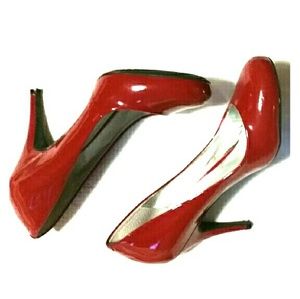 Jessica Simpson Red Pumps