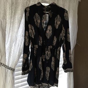 Windsor dress! Navy and tan! Size medium!