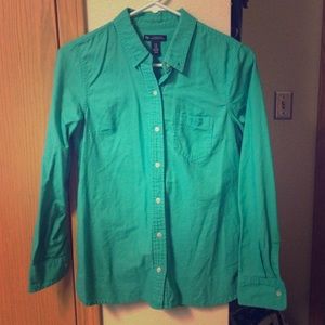 Gap boyfriend fit button up blouse.