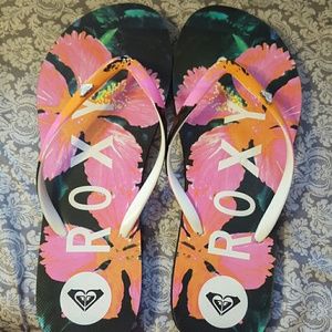 Roxy flip flops