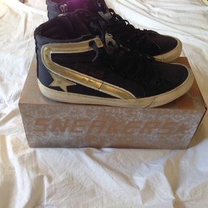 Golden Goose Sneakers
