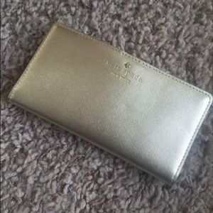 NWT Kate Spade Stacy Wallet Gold