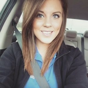 Meet your Posher, Kaitlin