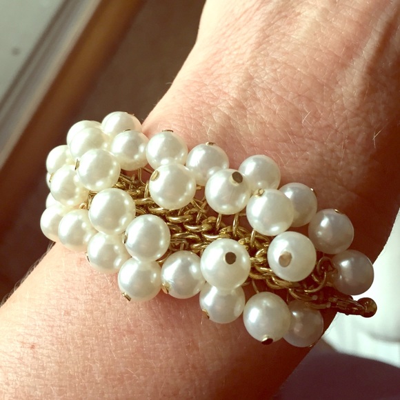 Chunky pearl bracelet