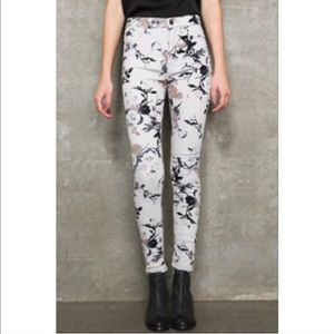 Floral BDG Jeans