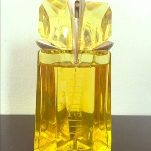 Thierry Mugler "Alien Sunessence"