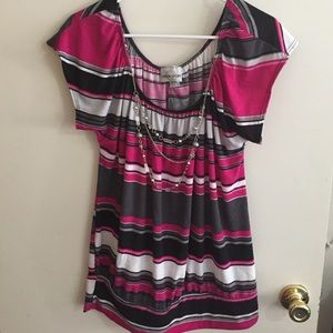 Stretchy striped top.