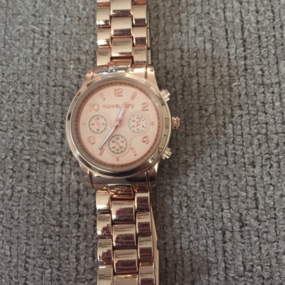 Gold Michael Kors  - worn once