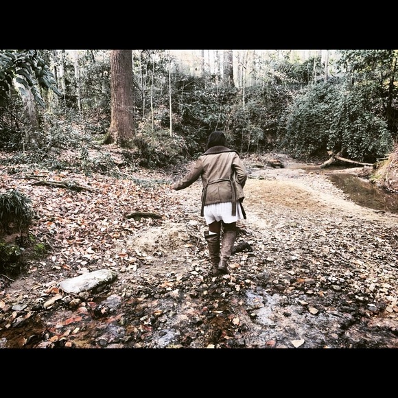 🌟 Welcome to Solstice Boutique! 🌟 - Picture 2 of 4