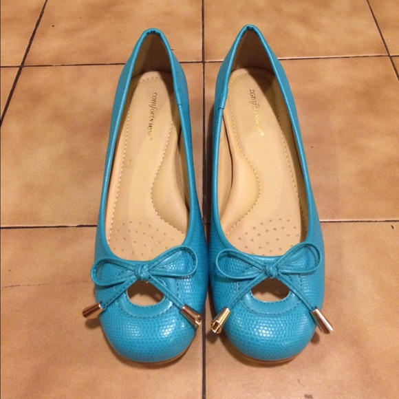 Teal shoes