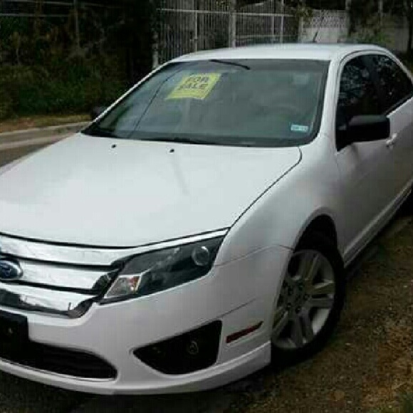 Ford Fusion 2011 (956)2514631 - Picture 1 of 3