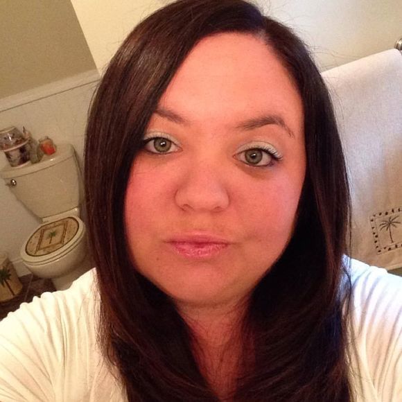 Meet your Posher, Jessica - Picture 1 of 1