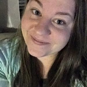 Meet your Posher, Lexi