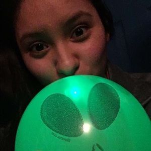 Meet your Posher, Mercedes