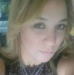 Meet your Posher, Yadeline