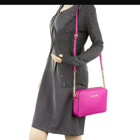 ISO MK crossbody. - Picture 3 of 3