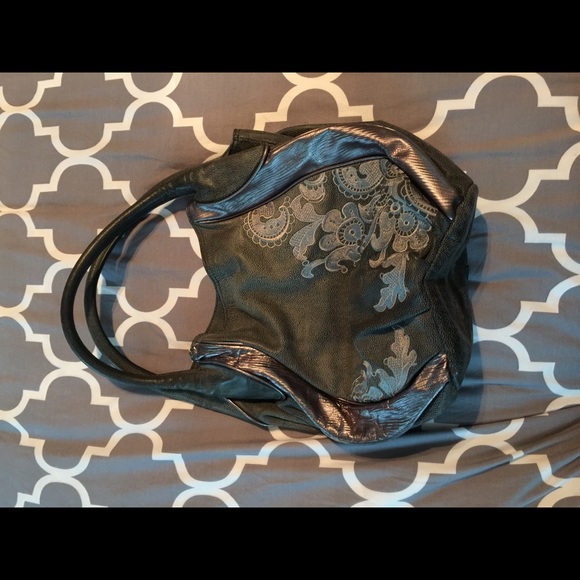 Silver/gray Fiore - Picture 2 of 2