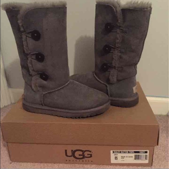 Bailey Button Ugg