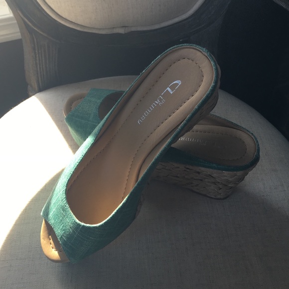 Laundry, Tweed open back wedge, lightly used.