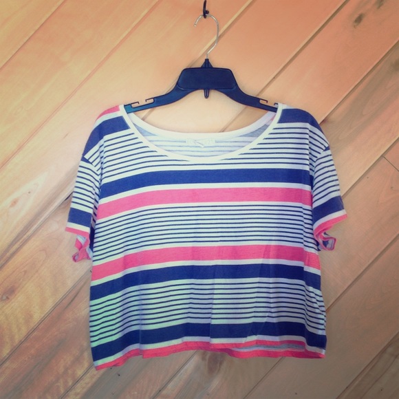 Forever 21 Loose Fitting Crop Top