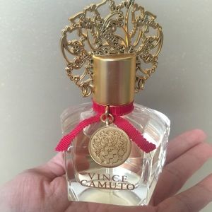 Vince Camuto by Vince Camuto