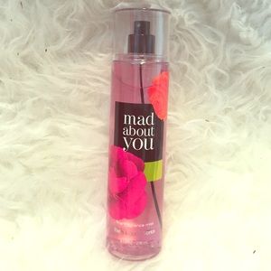 Bath & Body Works 'mad about you' fragrance mist