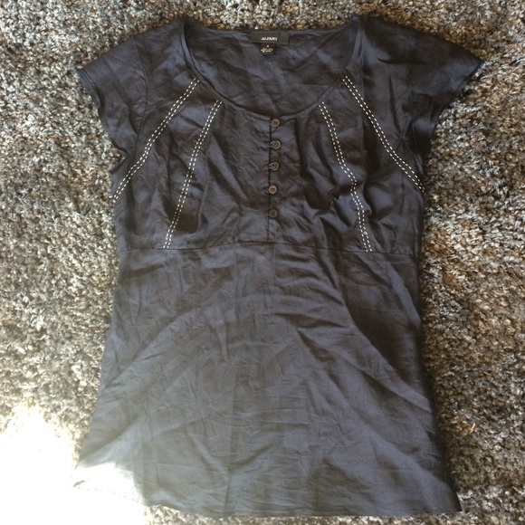Black Alfani 100% silk blouse.