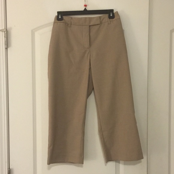 Daisy Fuentes Capri's