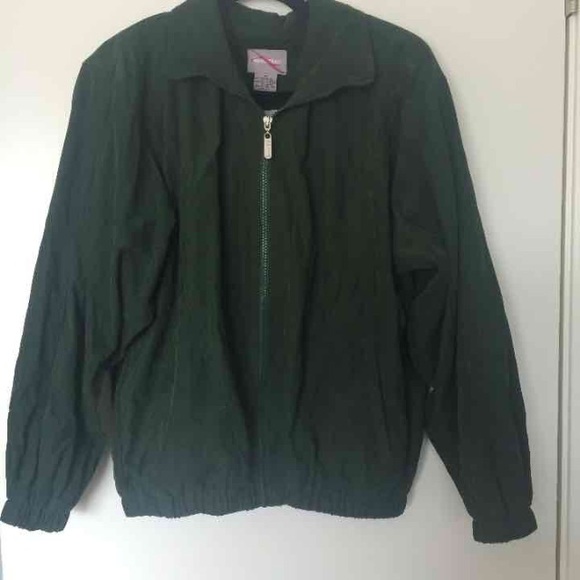 GREEN WINDBREAKER