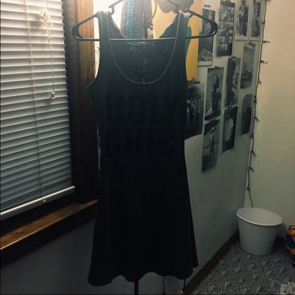 Holy Chic dress - Picture 3 of 4