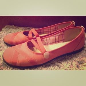 PRIVO by CLARKS pink ribbon Mary Janes size 9.5M