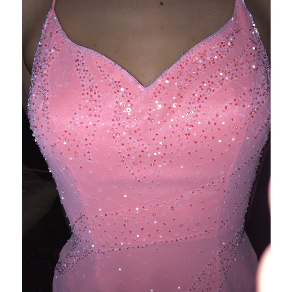 Joli Prom/Formal Dress Salmon- Size 4 - Picture 2 of 3