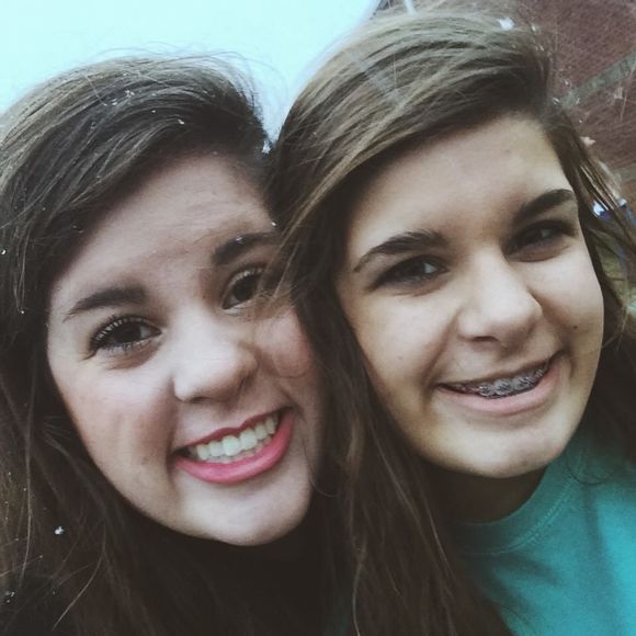 Meet your Posher, Alexis